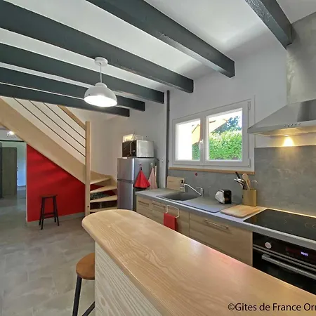 Maison De Charme A Monnai, Animaux Acceptes, Jardin Et Terrasse - Fr-1-497-214 Lantställe *