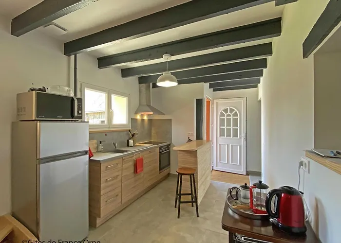 Maison De Charme A Monnai, Animaux Acceptes, Jardin Et Terrasse - Fr-1-497-214