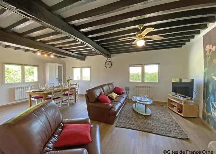 Nyaraló Maison De Charme A Monnai, Animaux Acceptes, Jardin Et Terrasse - Fr-1-497-214